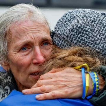 Evacuees from Russian-occupied city arrive in Ukraine